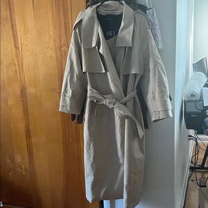NWOT Banana Republic Classic Tan Oversized trench coat size L